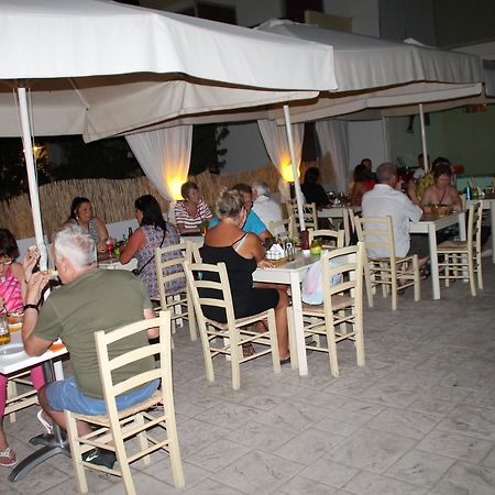 Kavos Central Gardens Buitenkant foto