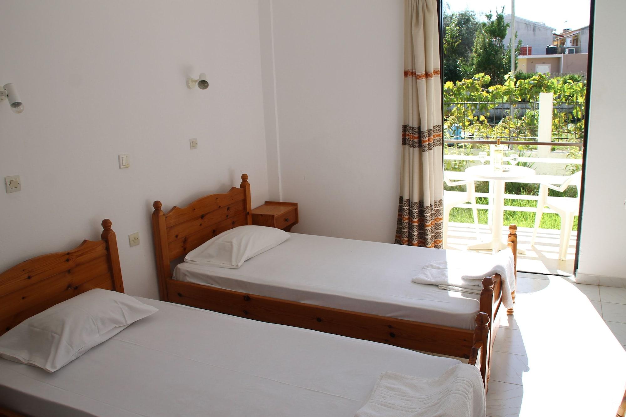 Kavos Central Gardens Buitenkant foto