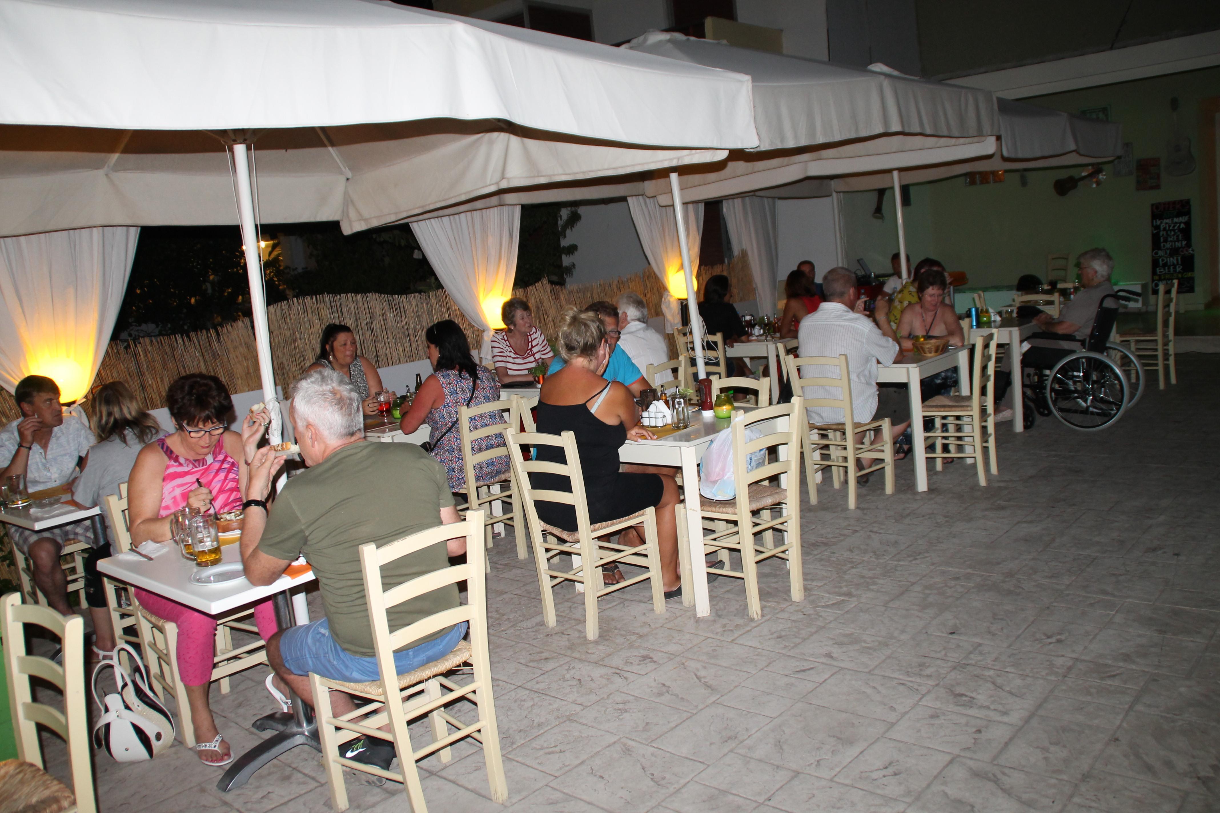 Kavos Central Gardens Buitenkant foto