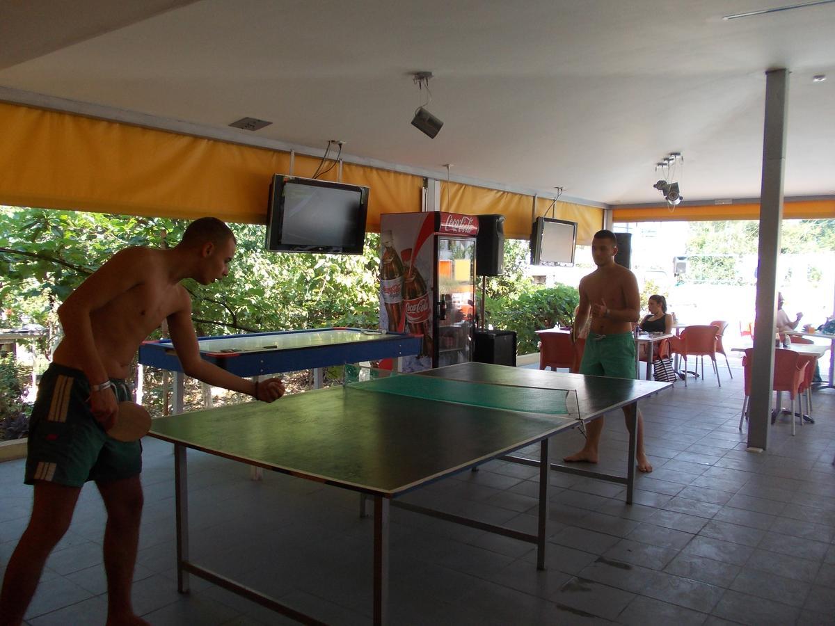 Kavos Central Gardens Buitenkant foto