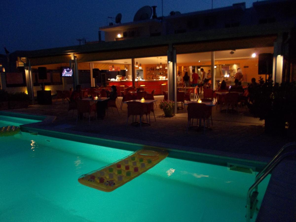 Kavos Central Gardens Buitenkant foto