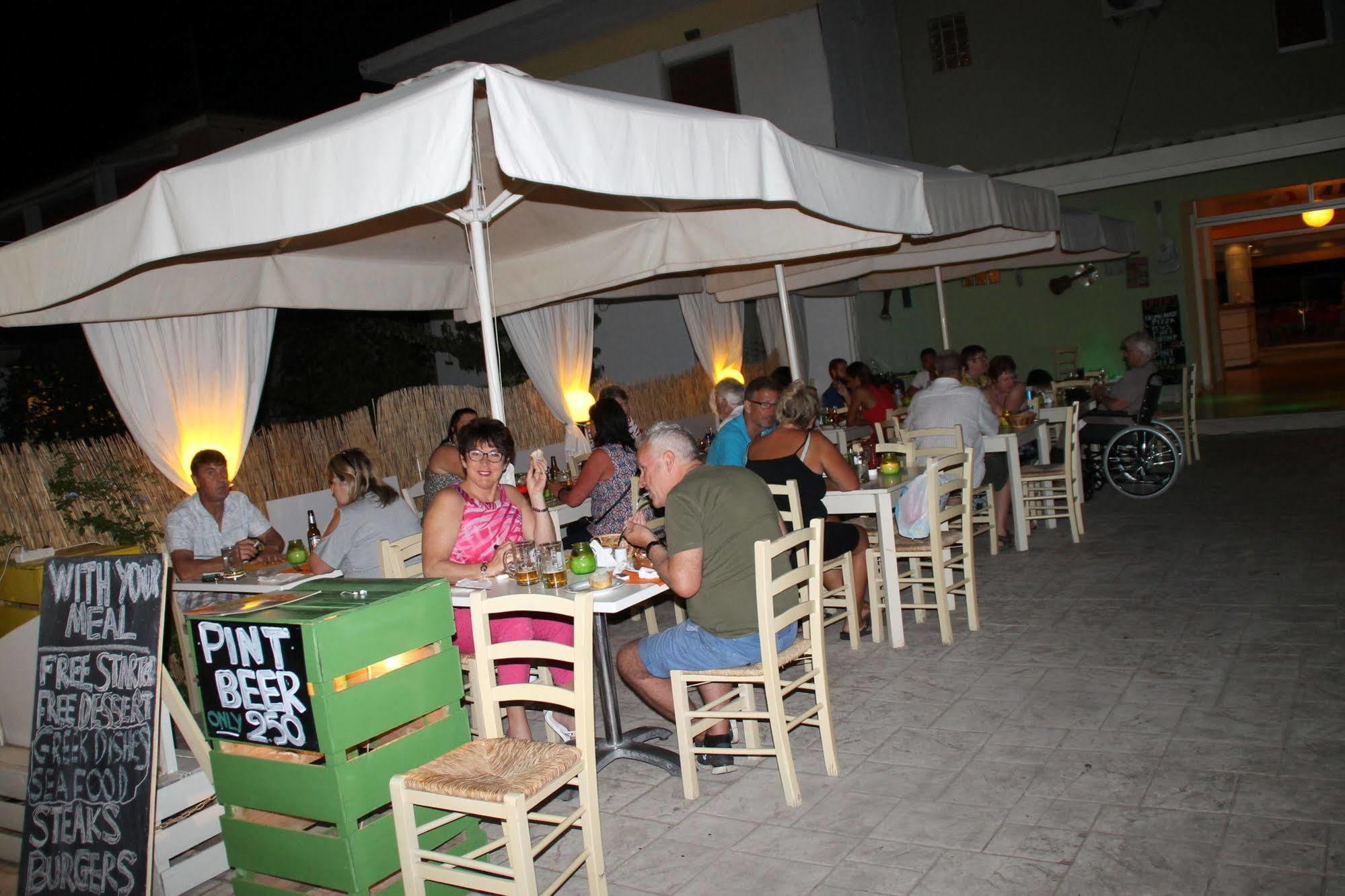 Kavos Central Gardens Buitenkant foto